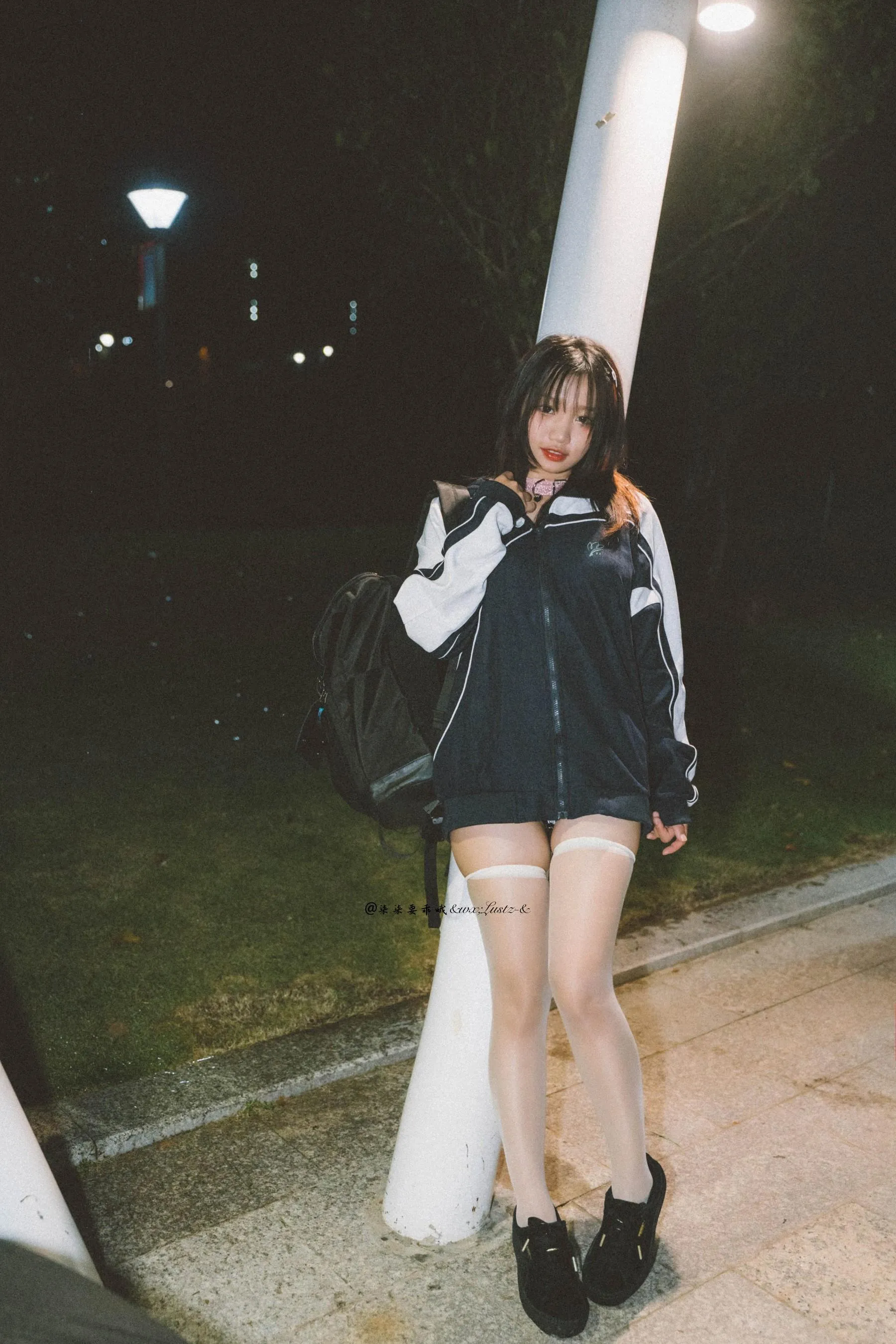 柒柒要乖哦 – NO.18 校服 [43P]插图2